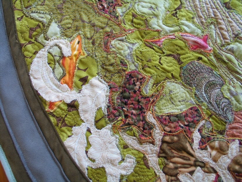 free-style-thread-painting-mussel-embroidery-stitchout-detail